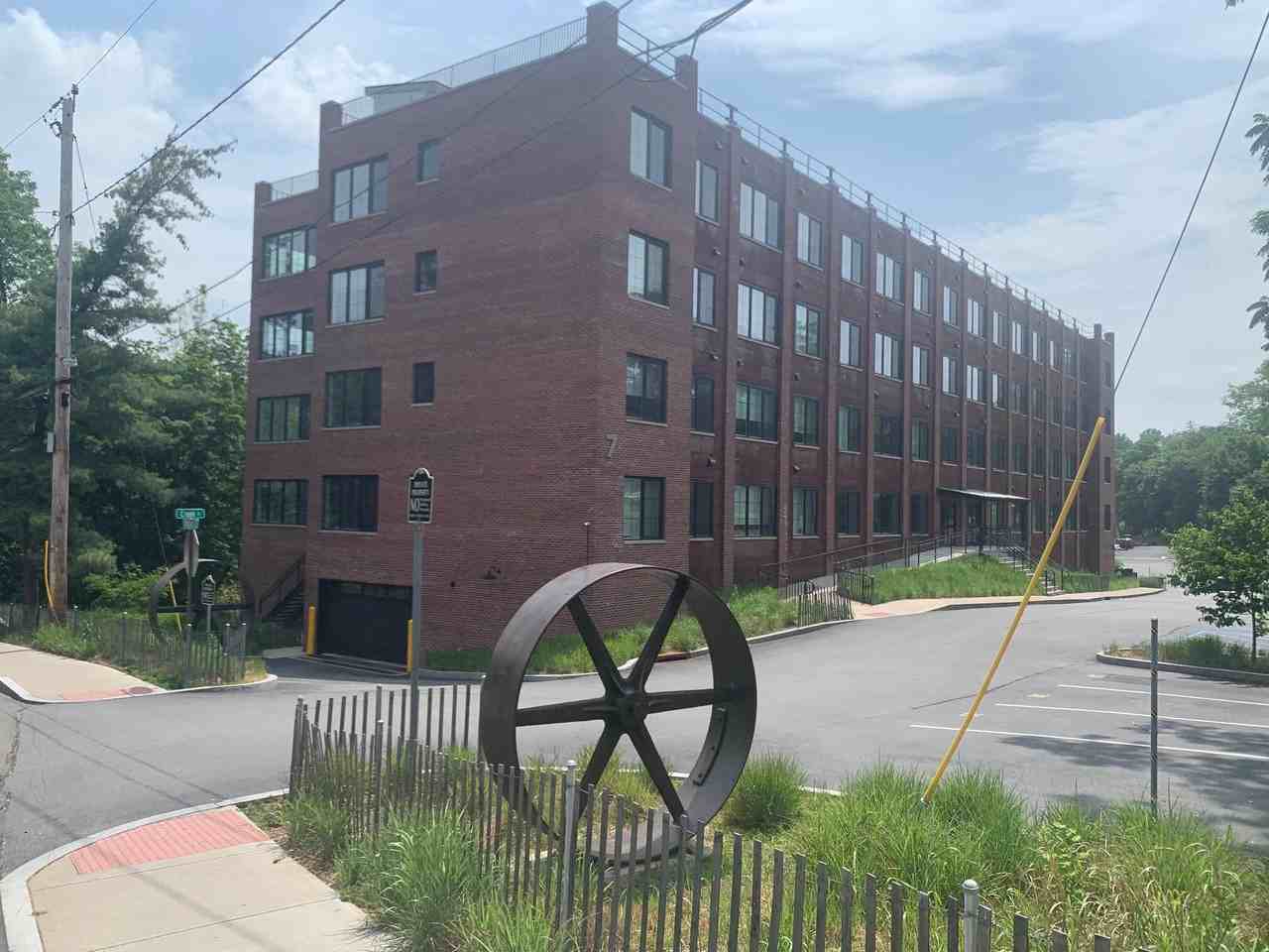 7 Creek Drive - Photo 3 of 12