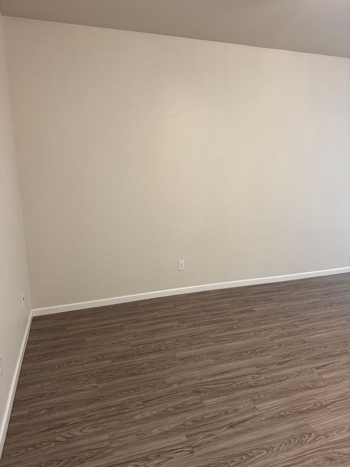 4715 Enclave Pl - Photo 4 of 25