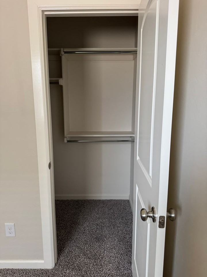 4715 Enclave Pl - Photo 7 of 25
