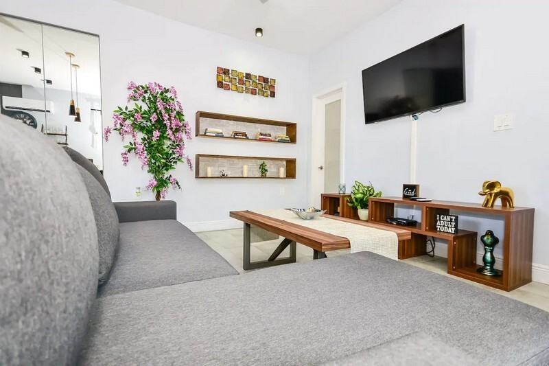 824 NE 4 ST, LLC - Photo 6 of 50