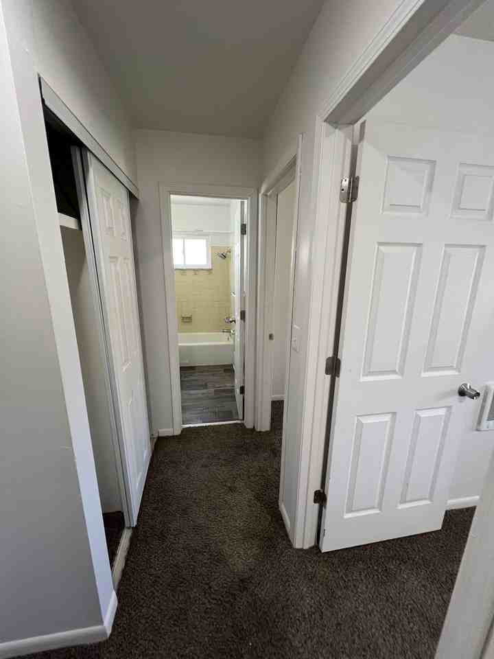 2009 West Holmes Road - Photo 7 of 13