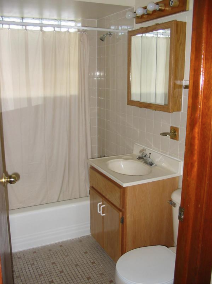 8045-49 S. King Dr - Photo 5 of 7