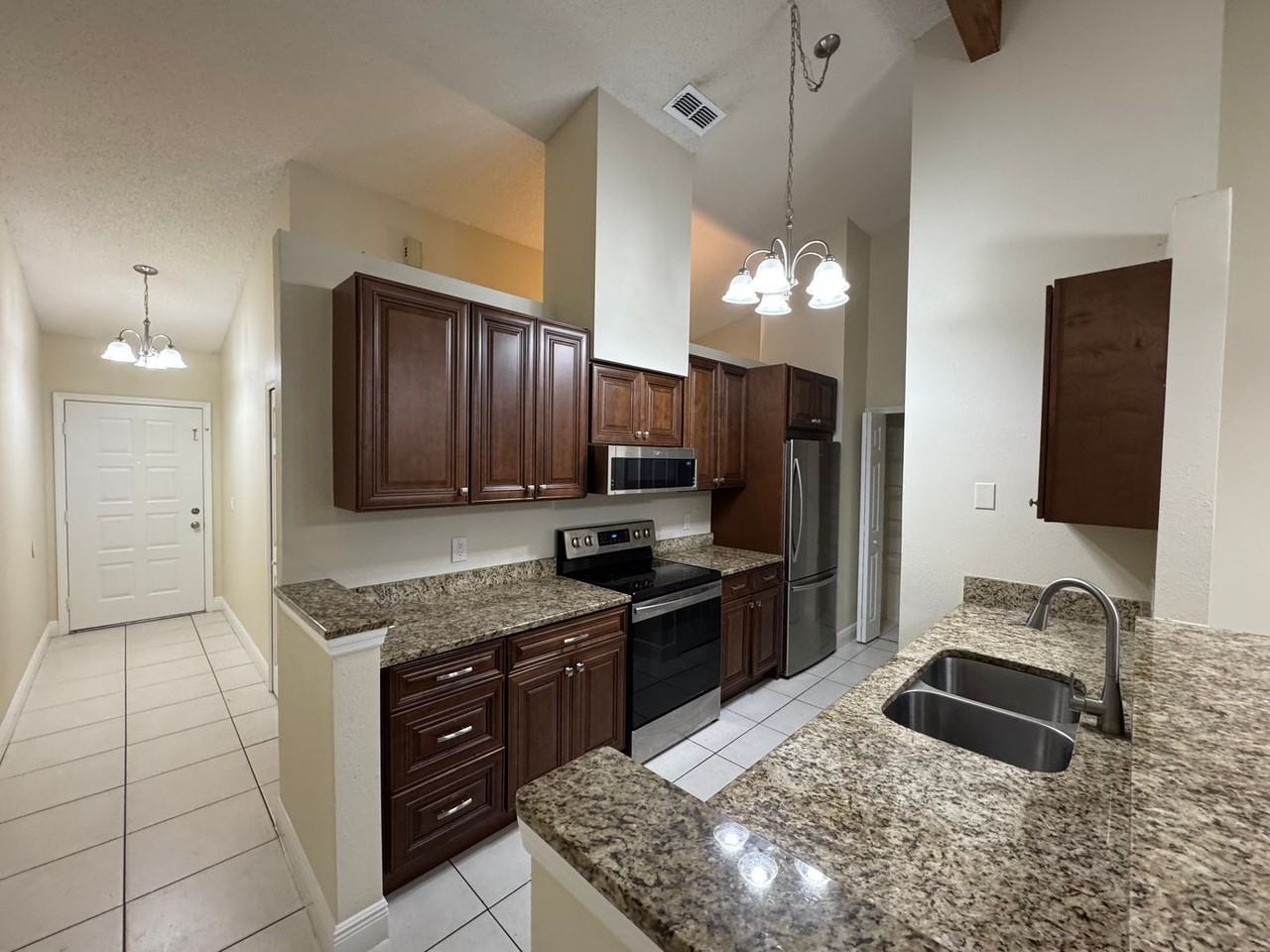 7761 Country Pl - Photo 4 of 22