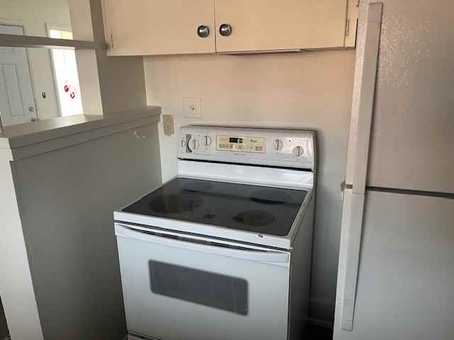 1619 4th St S - Photo 5 of 6