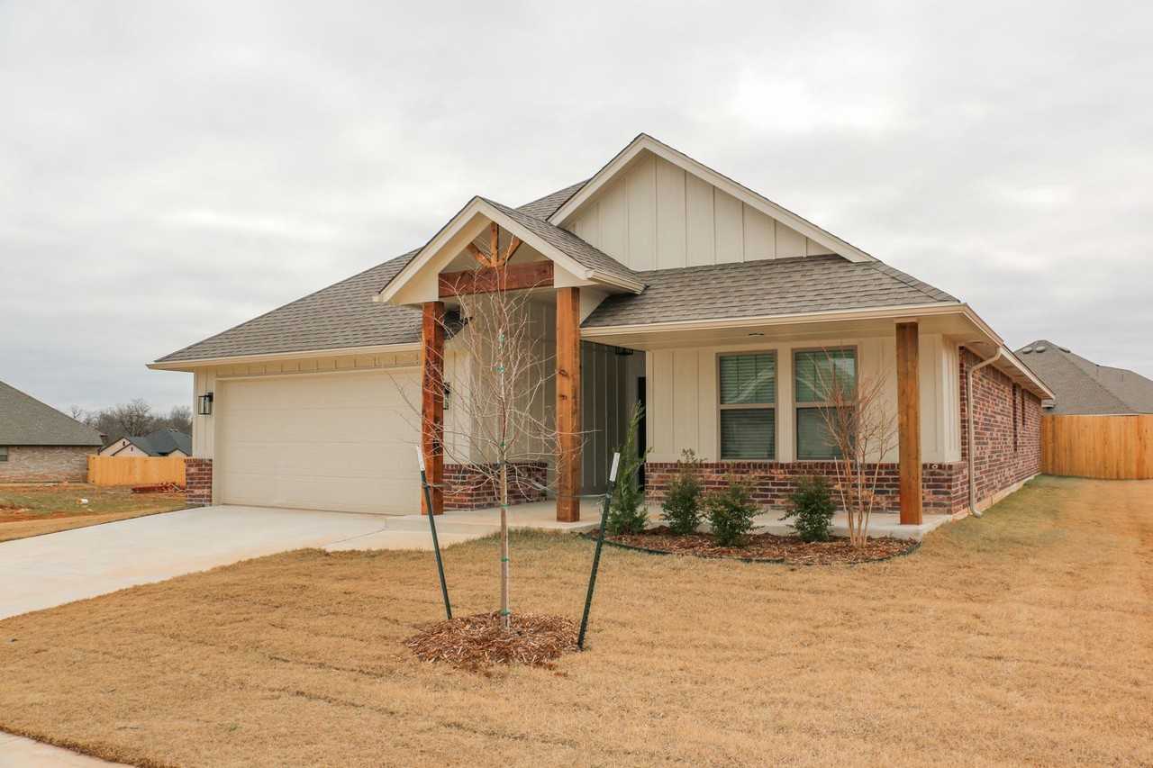 11832 Nw 120th St - Photo 2 of 23