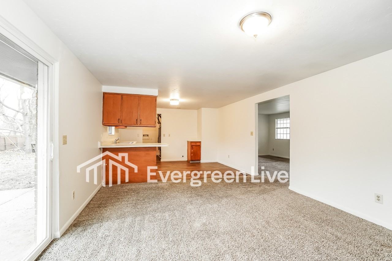 3709 Panama Dr - Photo 6 of 16