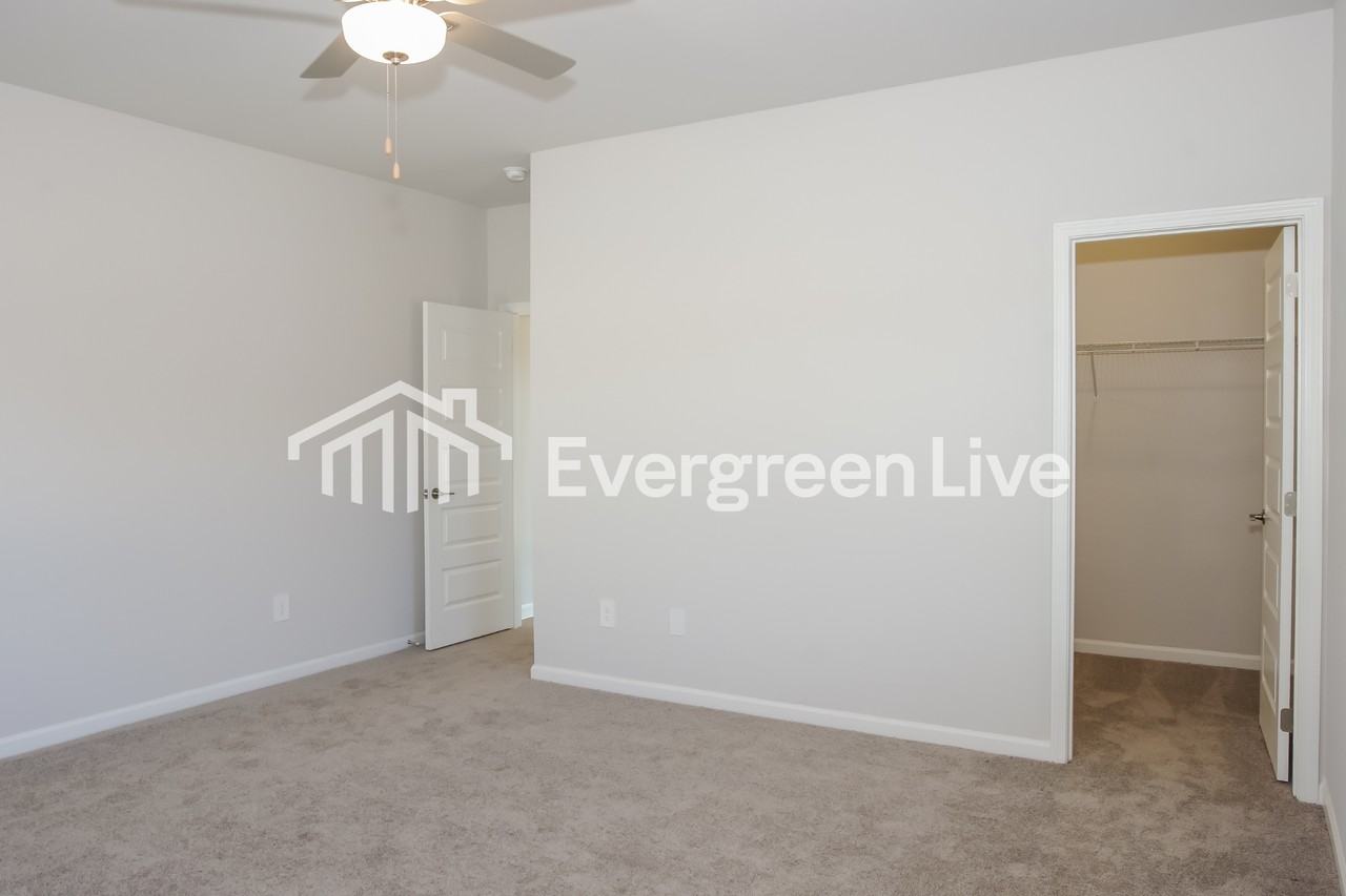 158 Fenwick Pl - Photo 7 of 15