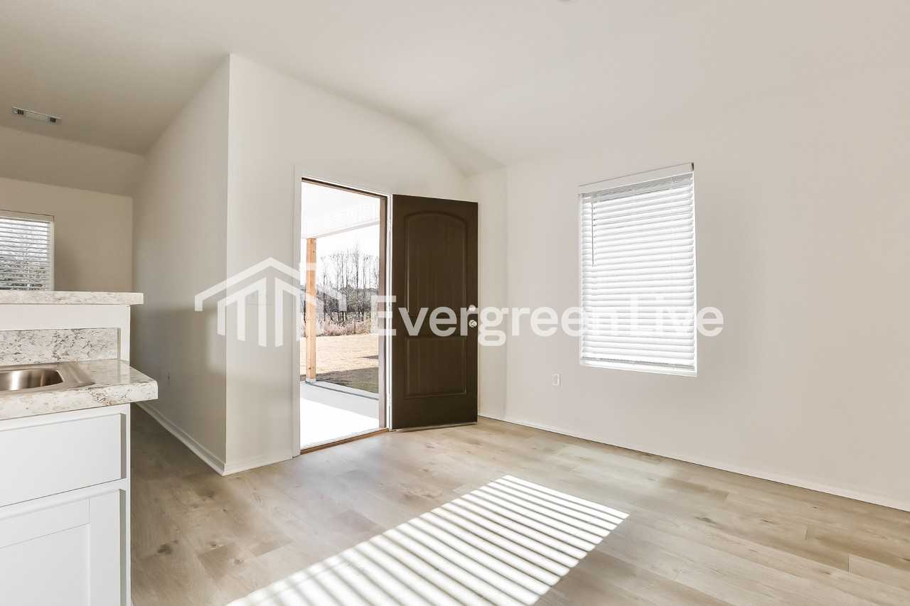 20 Sourdough Creek Ln - Photo 5 of 15