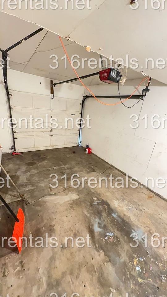 1426 Willow Rd #1426 - Photo 4 of 9