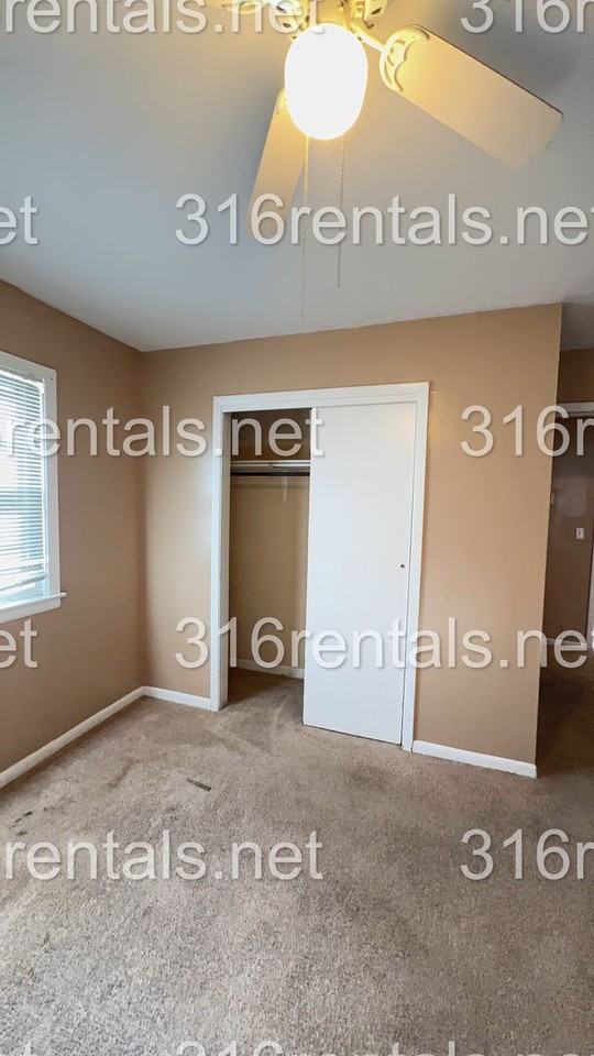 1426 Willow Rd #1426 - Photo 6 of 9
