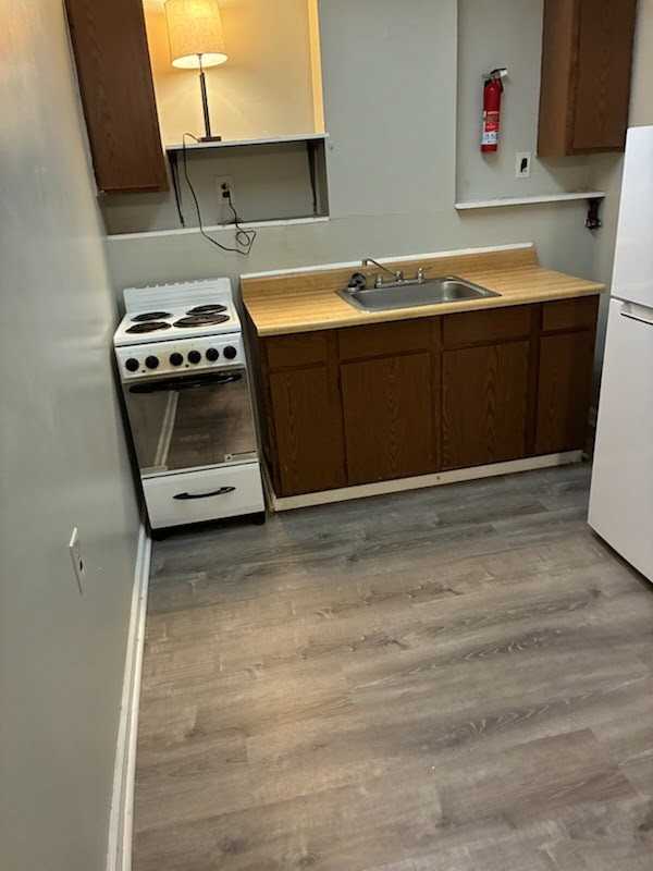 131 Wood St #304 - Photo 6 of 6