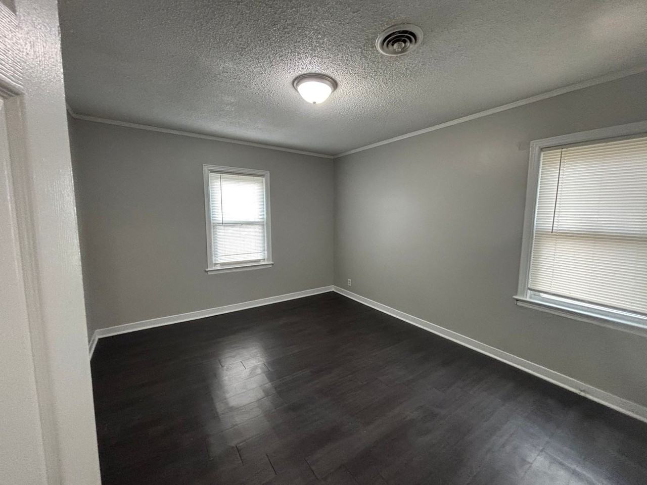 837 Homer St - Photo 6 of 18