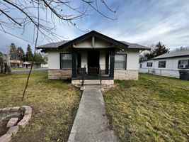 featured image of 1001 S 8th St