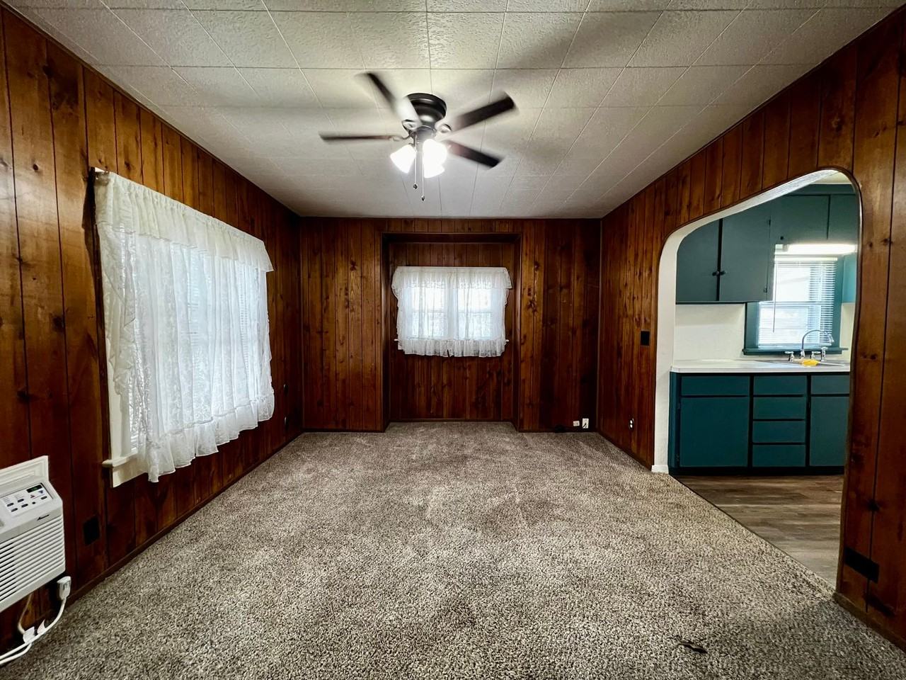 1001 S 8th St - Photo 3 of 16