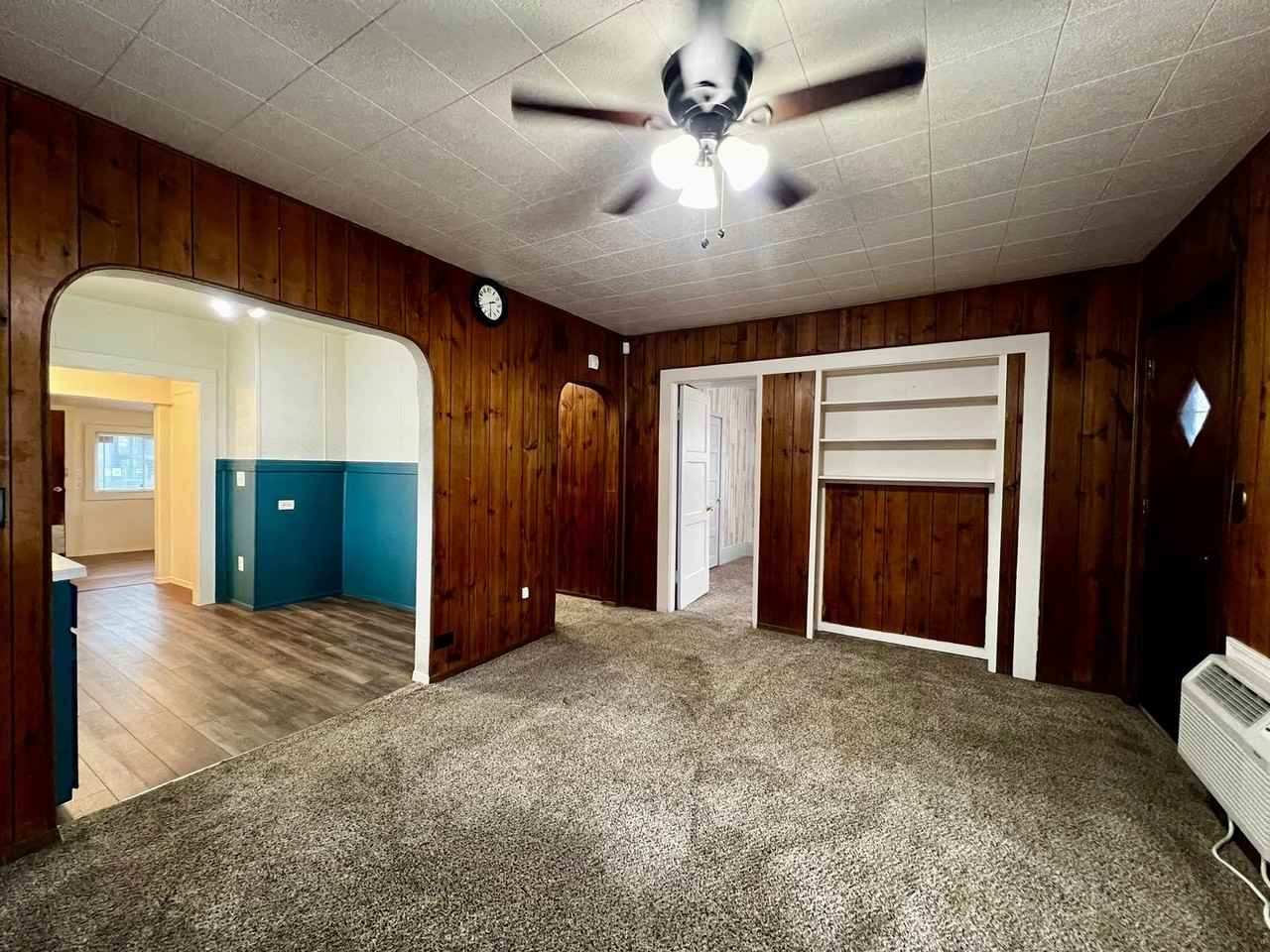 1001 S 8th St - Photo 4 of 16