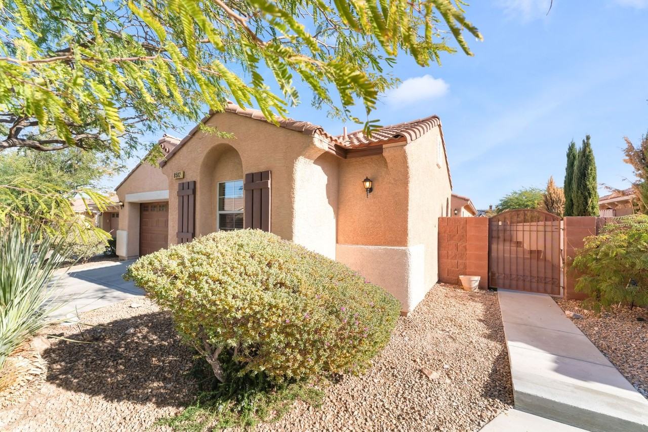 9502 Alhambra Valley St - Photo 2 of 23