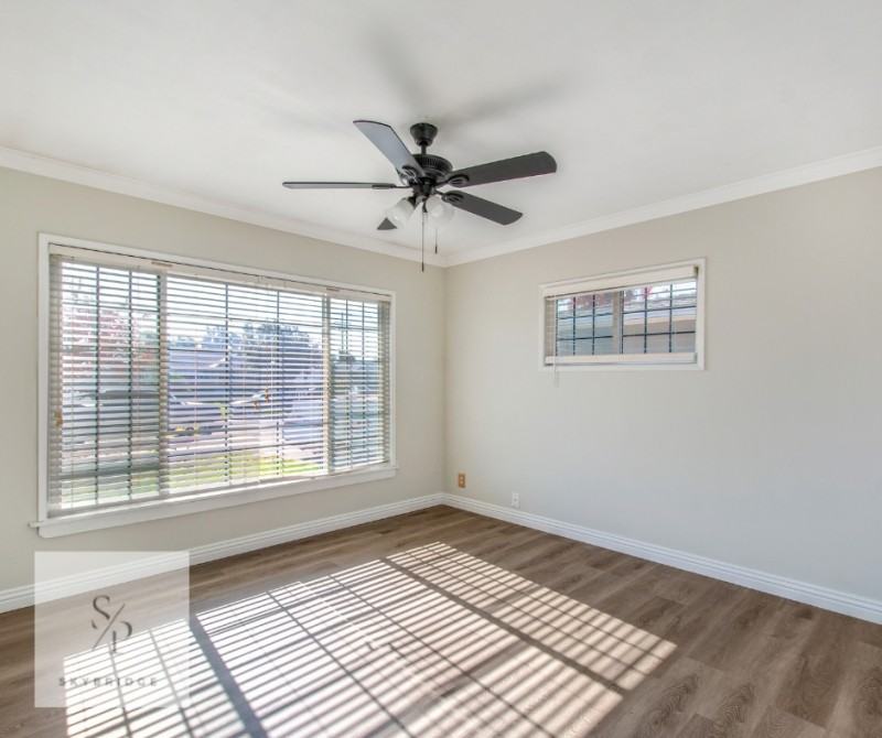 956 W Harvard Pl - Photo 5 of 19