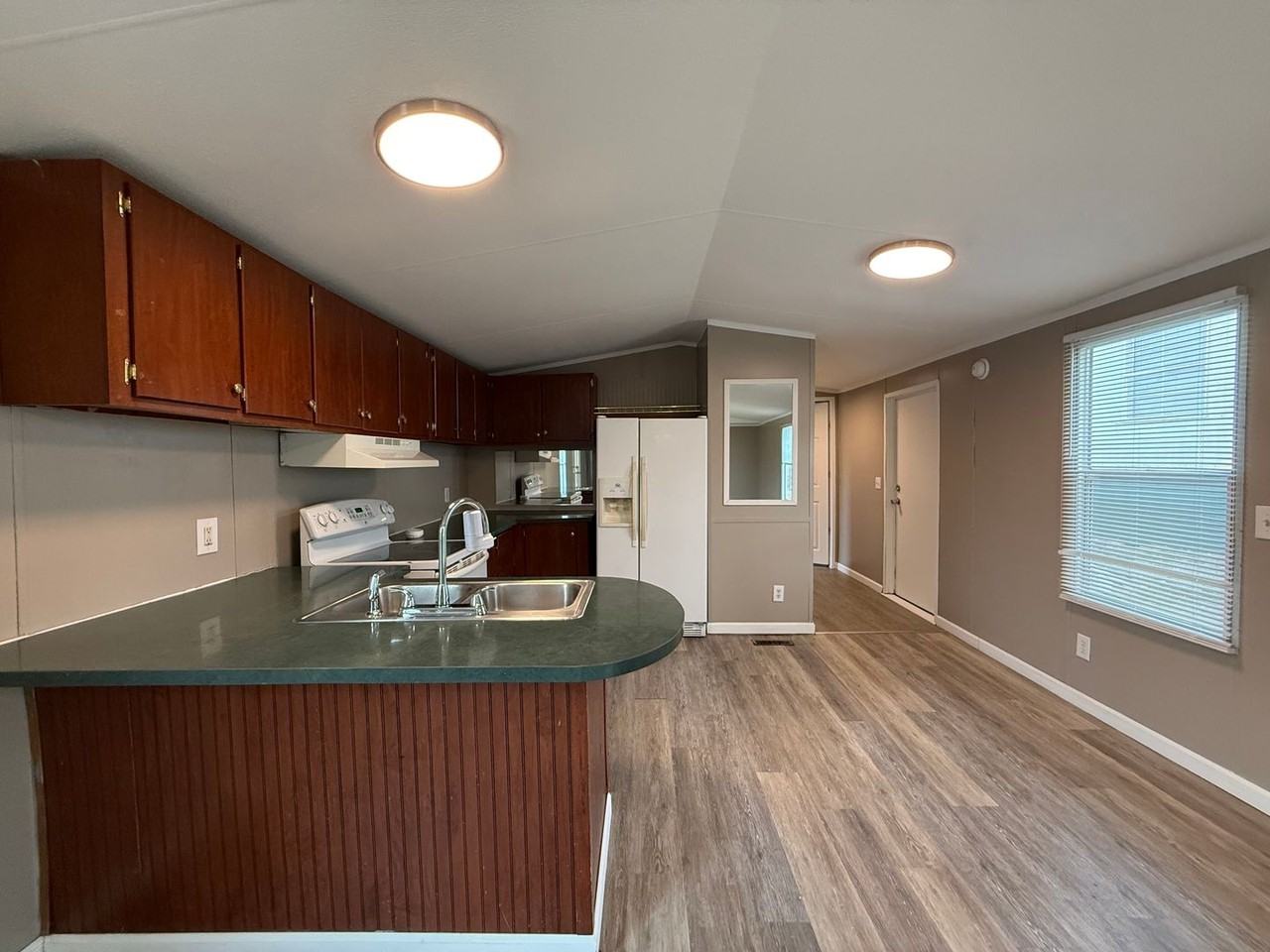 Pebble Hill Park - Photo 5 of 37