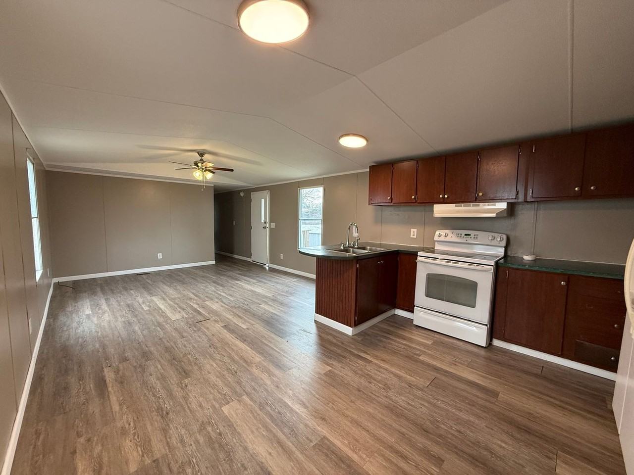 Pebble Hill Park - Photo 7 of 37