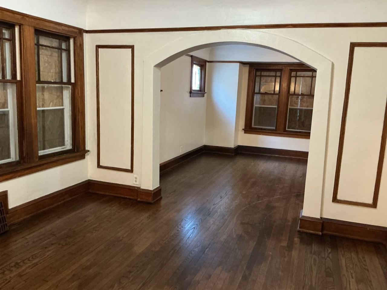 4046 N 6th St - Photo 3 of 18