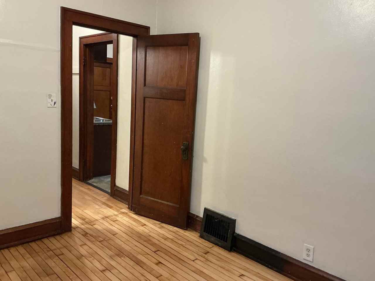 4046 N 6th St - Photo 6 of 18