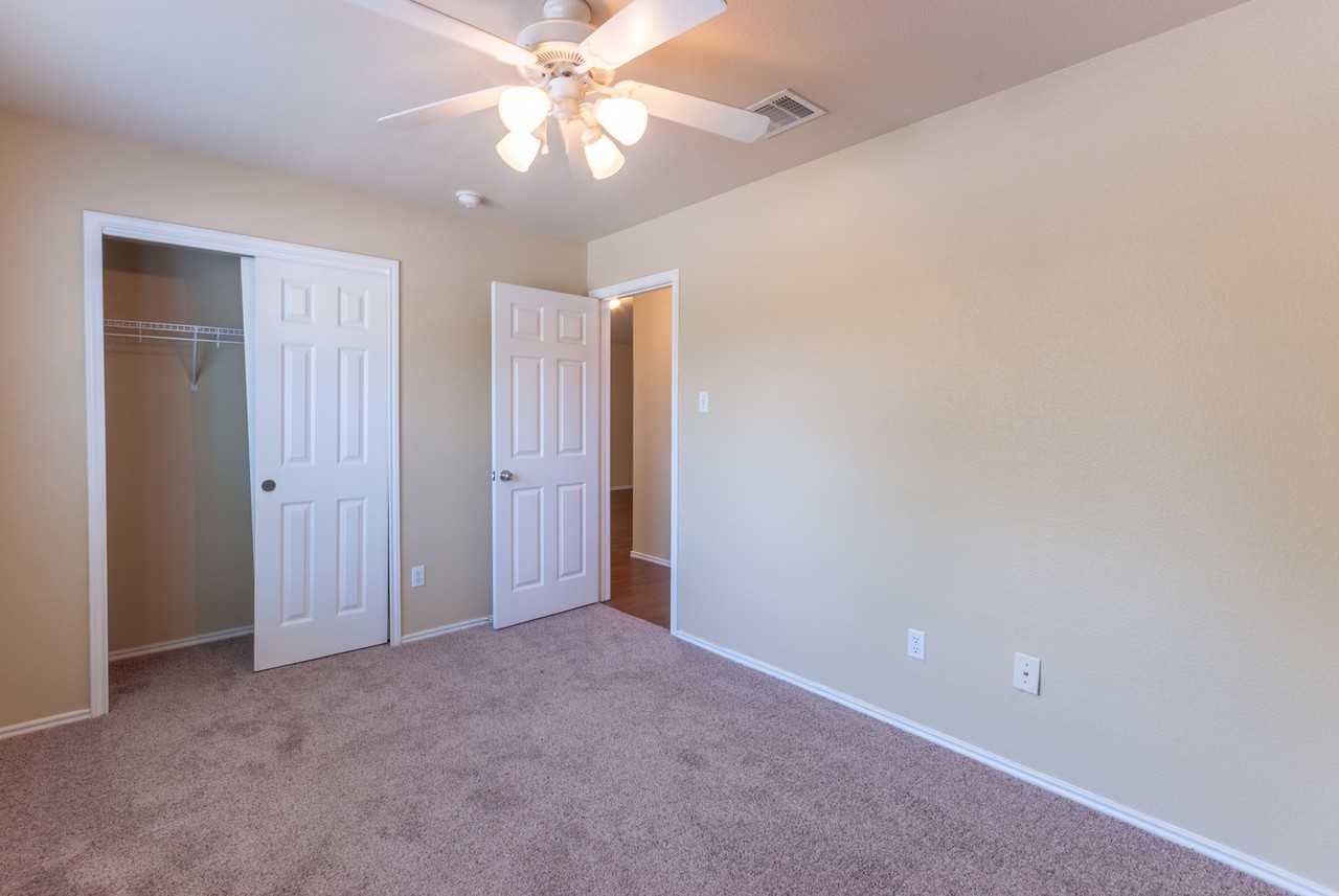 17712 Ice Age Trails St - Photo 3 of 21