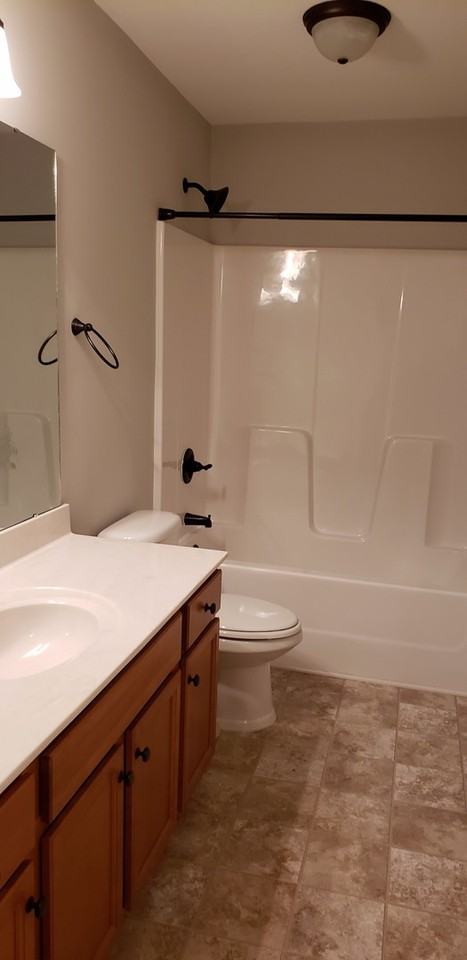 516 Amberdale Cir E - Photo 7 of 12