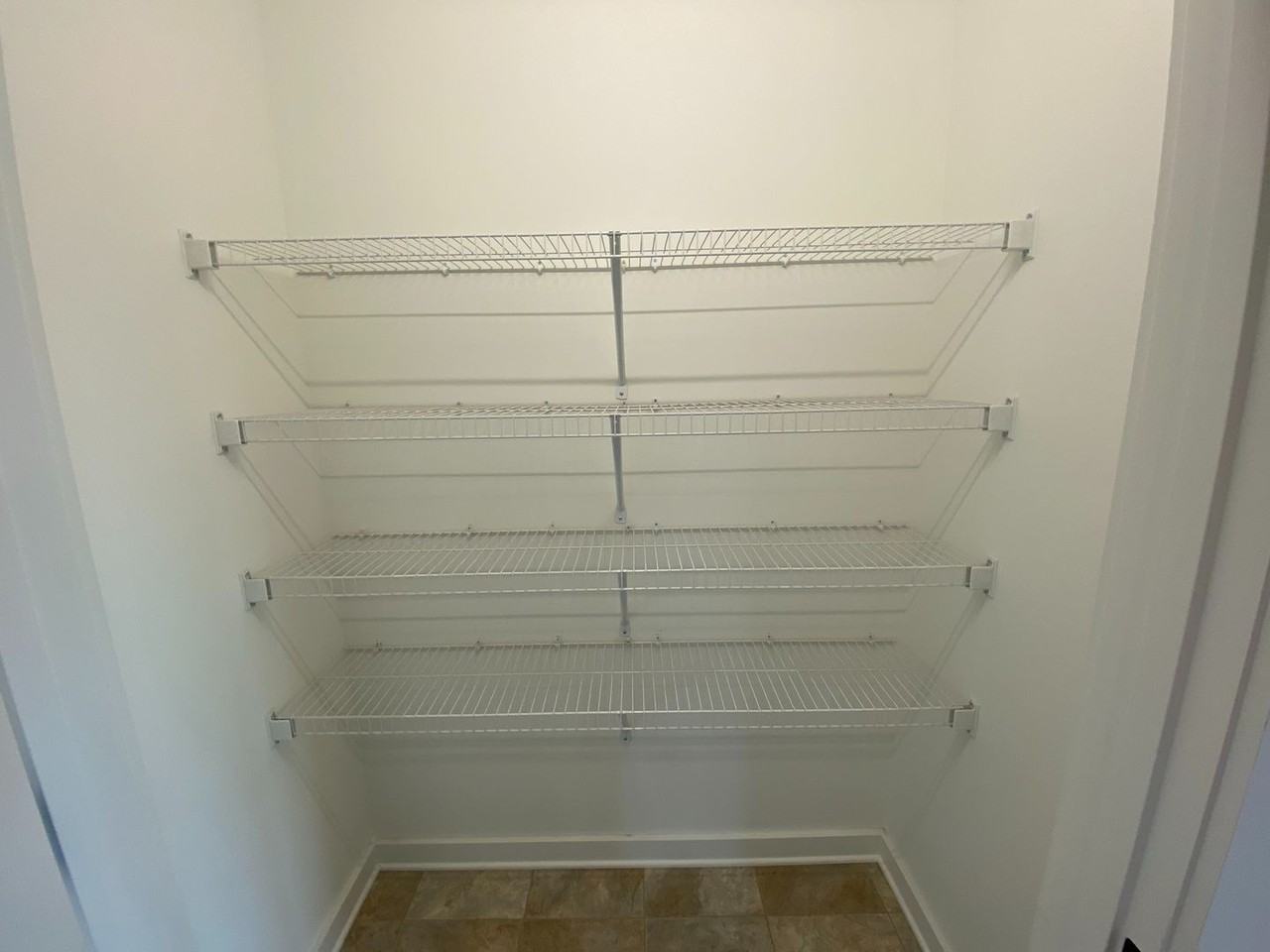 322 Sunlight Cir - Photo 5 of 14