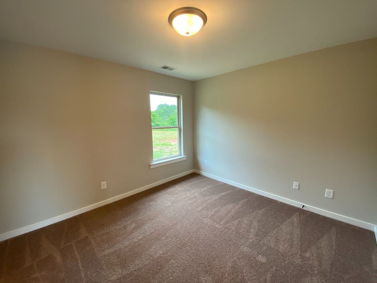 322 Sunlight Cir - Photo 7 of 14