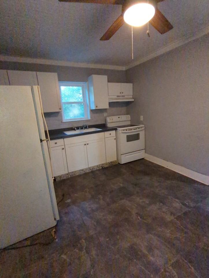 24 Palm Beach Ave - Photo 6 of 9