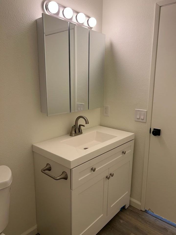 2113 Hamden Dr - Photo 3 of 6