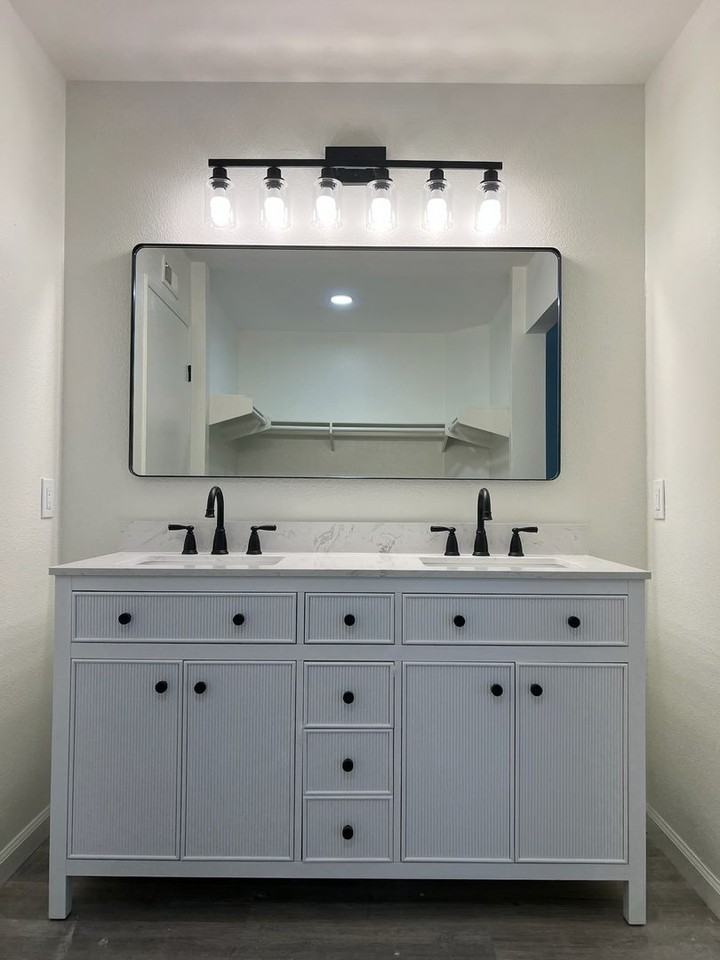 2113 Hamden Dr - Photo 4 of 6