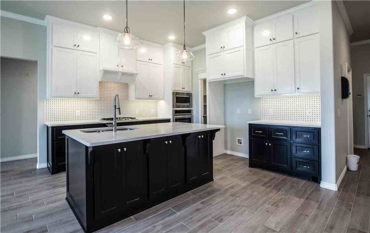 14309 Limestone Ln - Photo 7 of 28