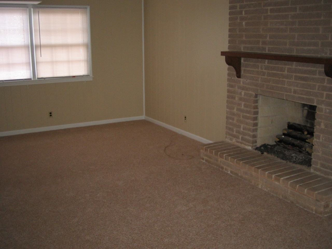 4929 Fairforest Dr - Photo 7 of 14