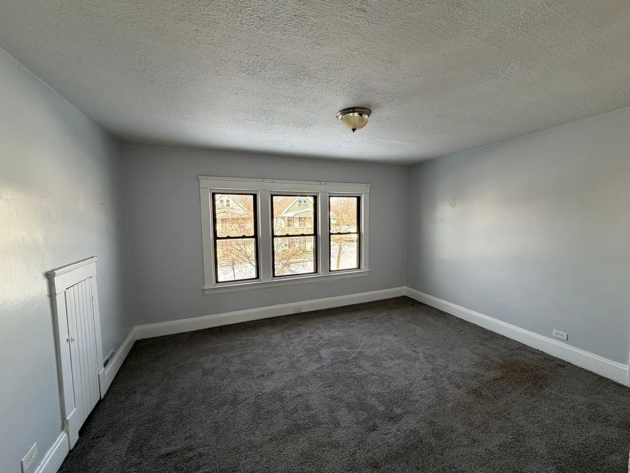 11212 Lardet Ave - Photo 4 of 7