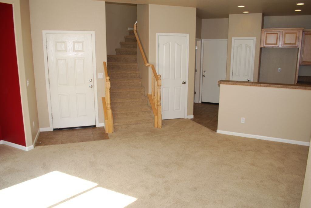 8415 Oliva Rd - Photo 5 of 23