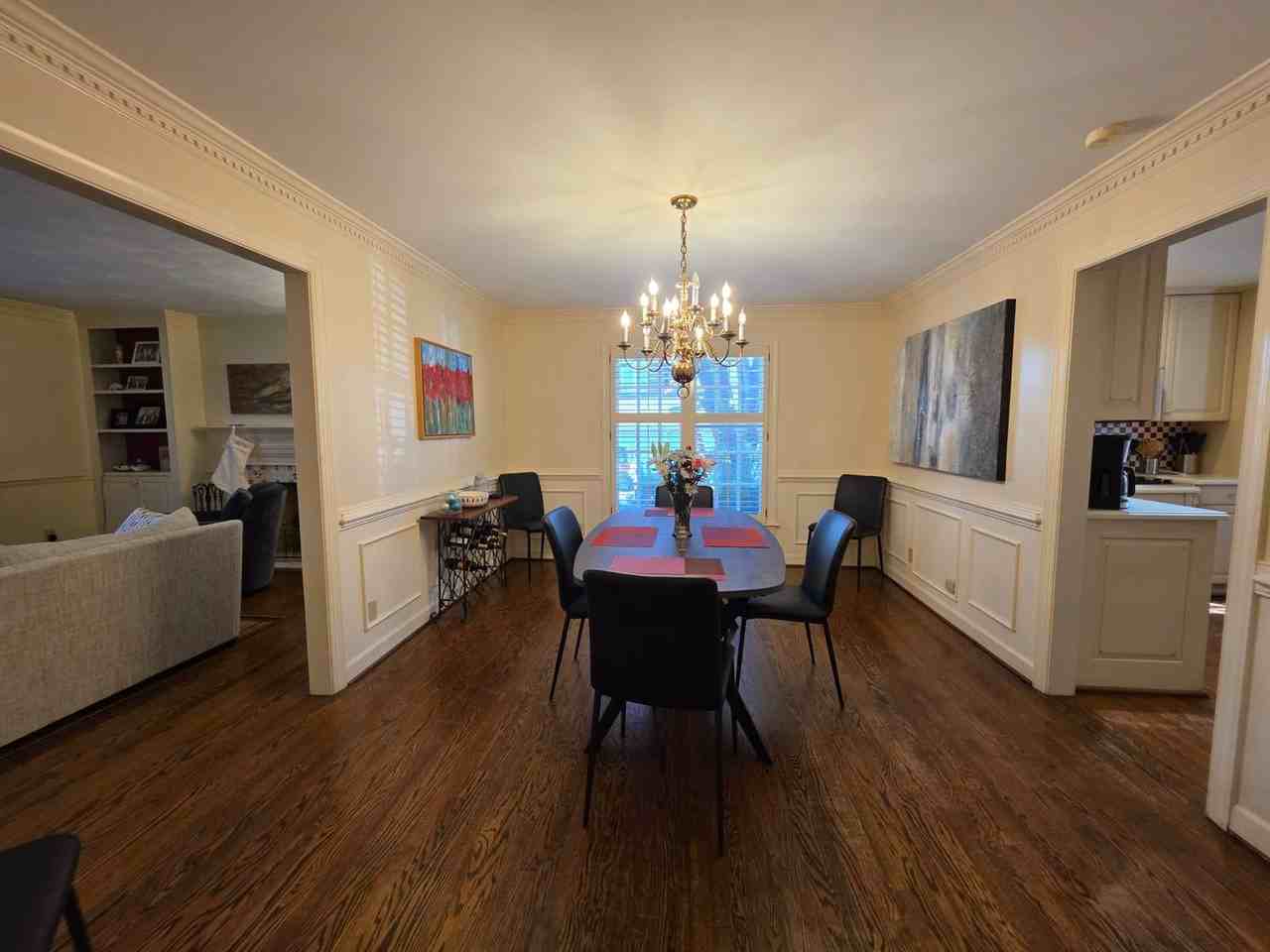 313 Raleigh Ave - Photo 5 of 40