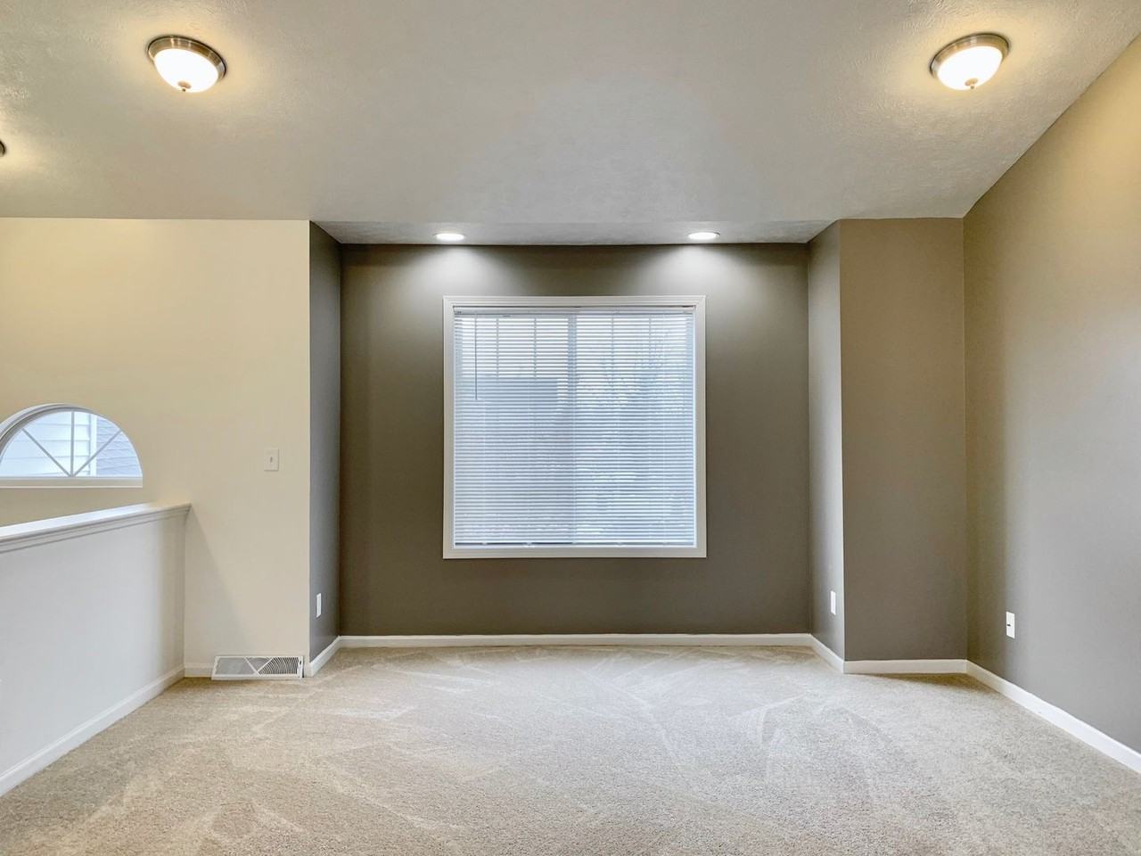 4640 Crosswinds Dr Se - Photo 4 of 30