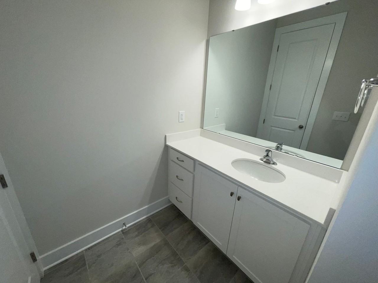 1633 Unison Dr - Photo 6 of 20