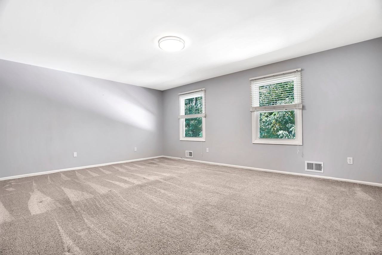 2219 North Ave #15 - Photo 6 of 14