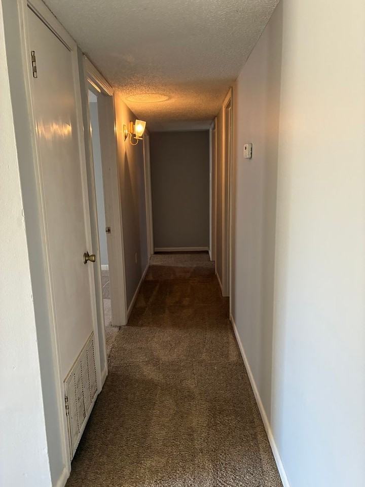 5 Hartwell Pl - Photo 4 of 9