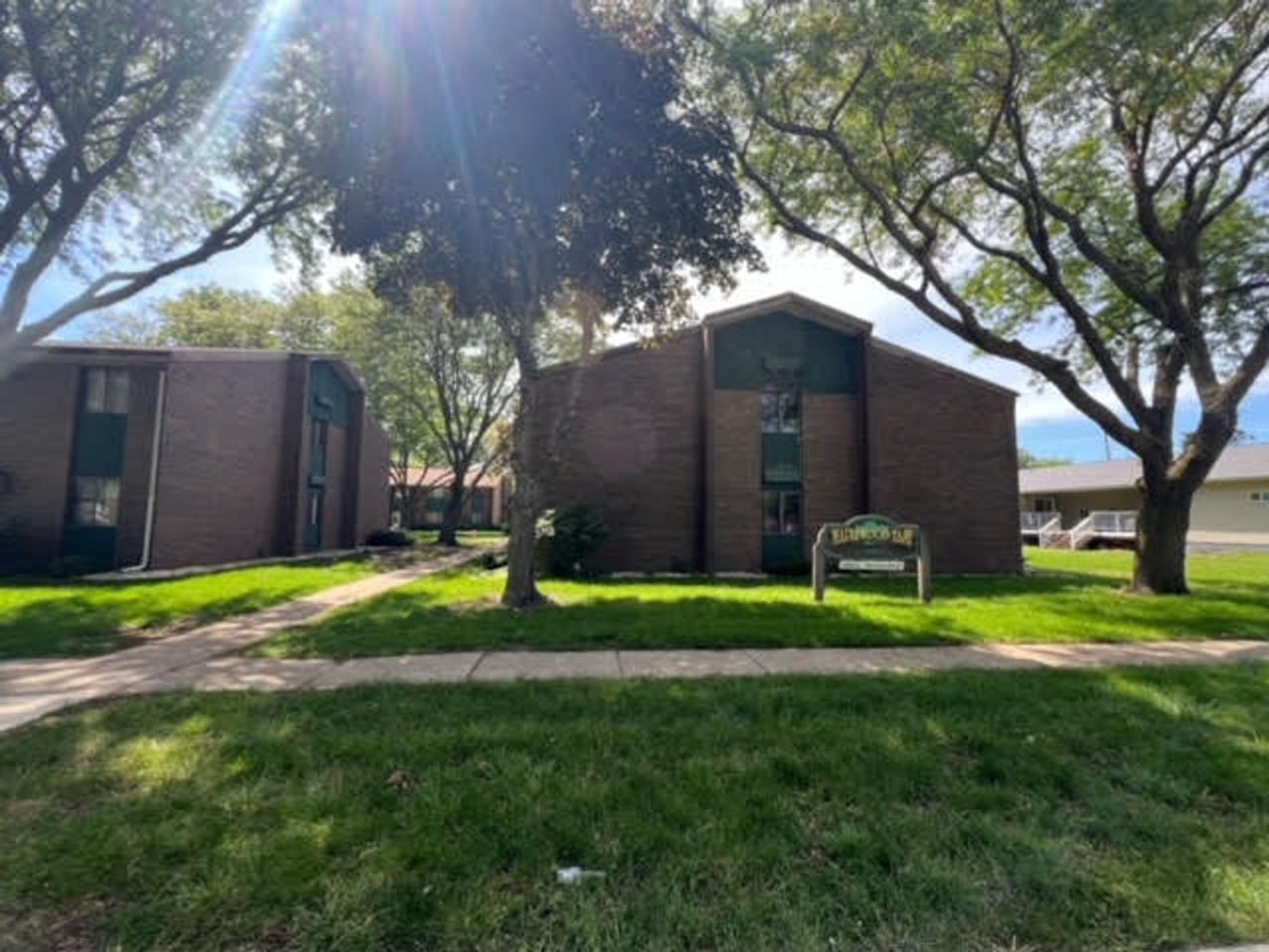 532 Oates - Photo 2 of 2