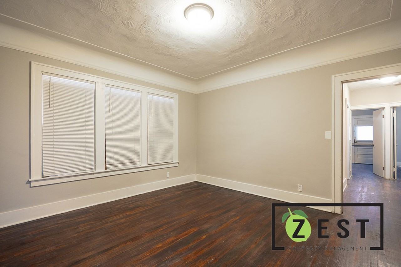 3209 3209 & 3211 Pasadena - Photo 3 of 18