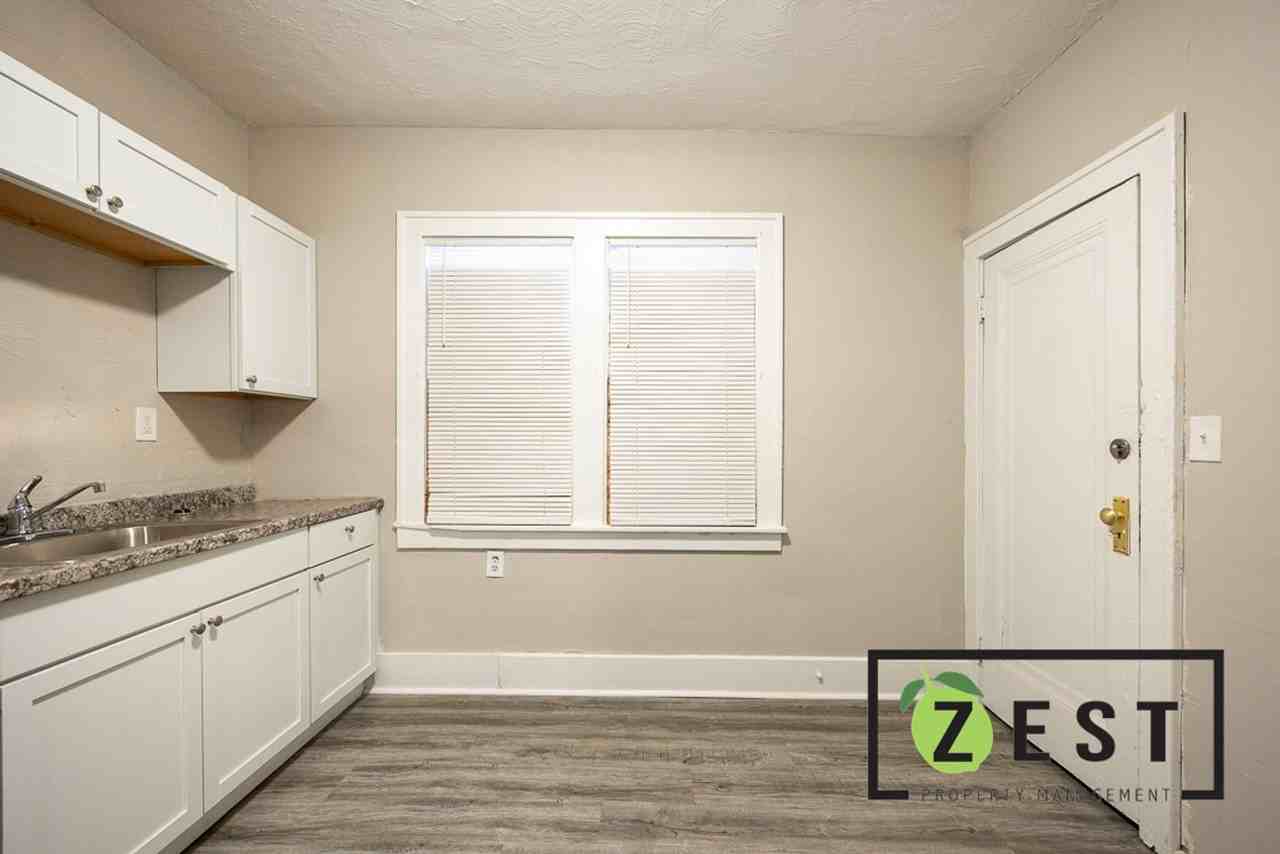 3209 3209 & 3211 Pasadena - Photo 5 of 18