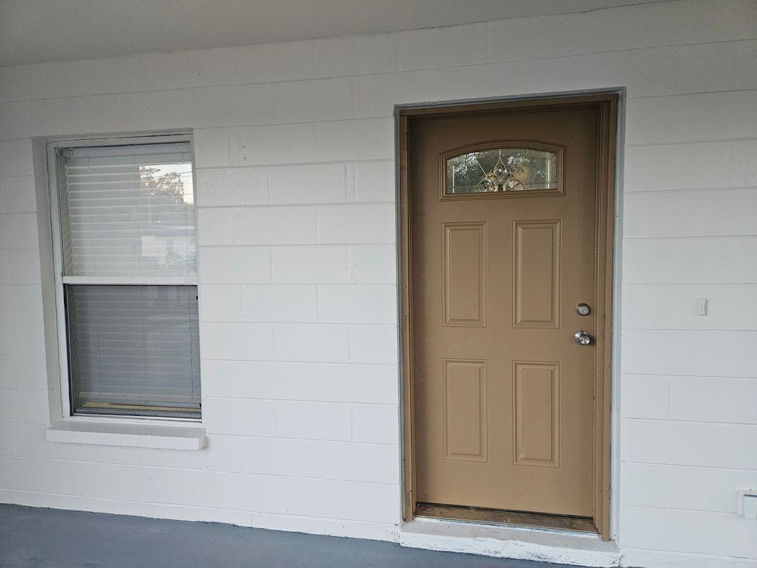 3019 E Comanche Ave - Photo 2 of 3