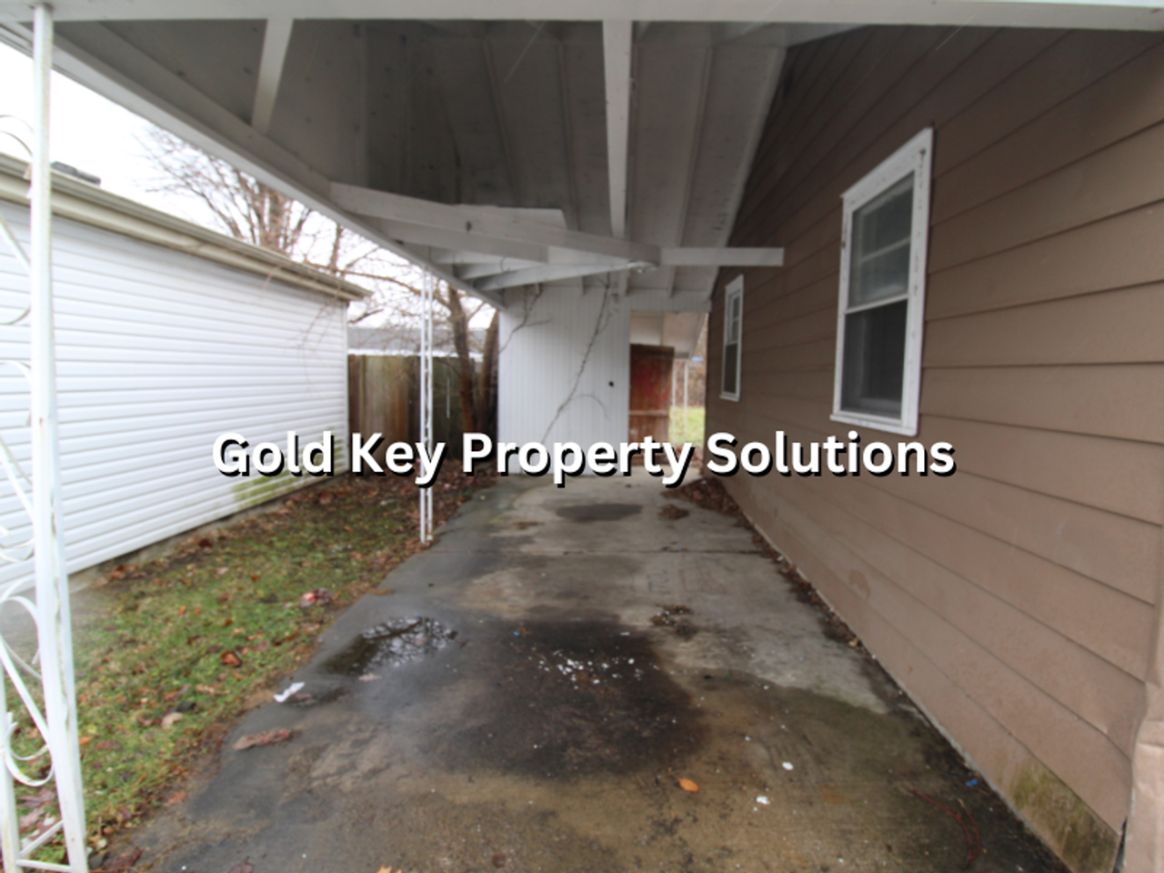 616 Harrison St - Photo 4 of 17