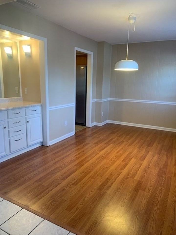 3004 Overton Dr #C - Photo 3 of 15