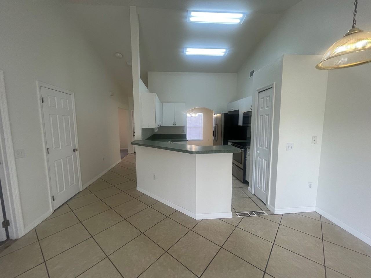 24 Sawfish Ct - Photo 4 of 26