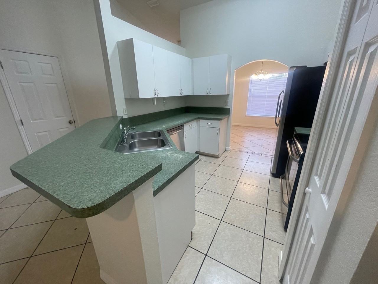 24 Sawfish Ct - Photo 7 of 26