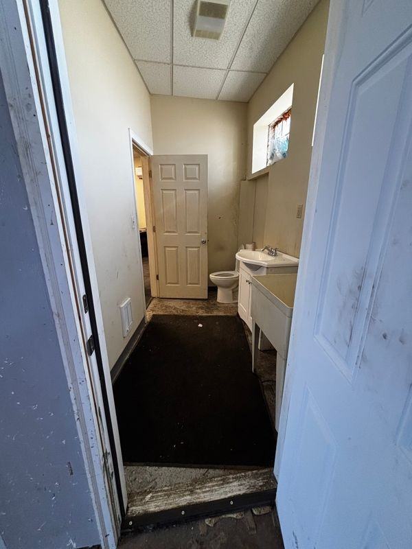 505 Lynn St ##A - Photo 2 of 9